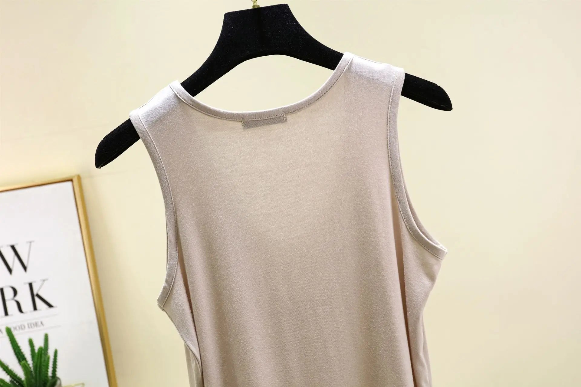 Plus size L to 6XL Modal Women's tank Tops U-Neck Summer Thin sleeveless Bottomed Top Loose Tee Tops  vest comfort homewear