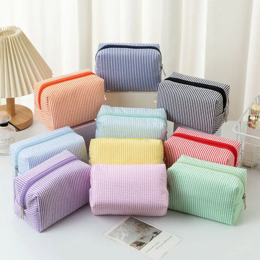 Stripe Seersucker Cosmetic Bag Fashion Women Cosmetic Bag Zipper Storage Makeup Case Travelling Pouch Organizer for Lady