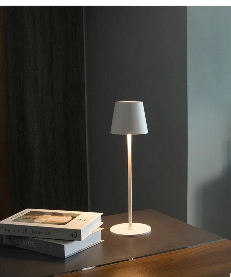 Cordless Table Lamps USB Rechargeable Lamp Simplicity Desk Lamp ,LED Battery Operated lamp with Touch Control Table lamp