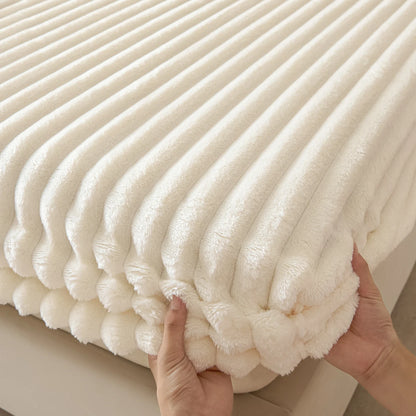 Solid Color Thick Faux Rabbit Fur Mattress Cover Autumn Winter Warm Velvet Mattress Protector Fluffy Soft Plush Fitted Bed Sheet