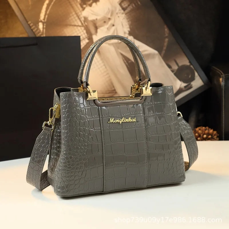 2023 New Luxury Crocodile Bag for Women Casual Tote High Qualtiy Patent Leather Shoulder Purses Elegant Dinner Noble Purse Black
