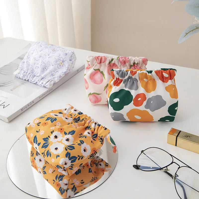Ins Cosmetics Coin Wire Holder Pouch Bag Portable Earphone Cards Lipsticks Storage Bag Auto Close Organizer Travel Jewelry Bag