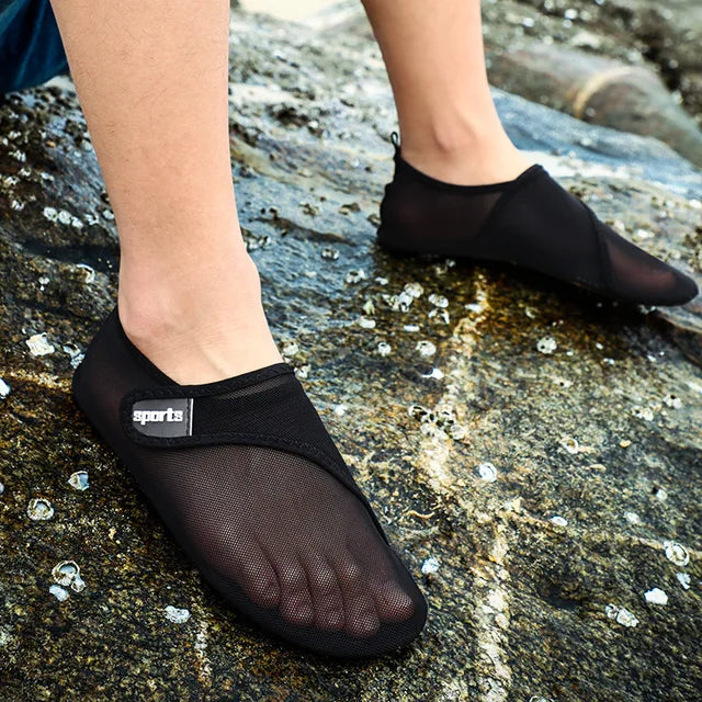 Quick Dry Beach Water Shoes Swimming Aqua Shoes Seaside Slippers Surfing Upstream Light Sports Unisex Flats Water Sneakers 