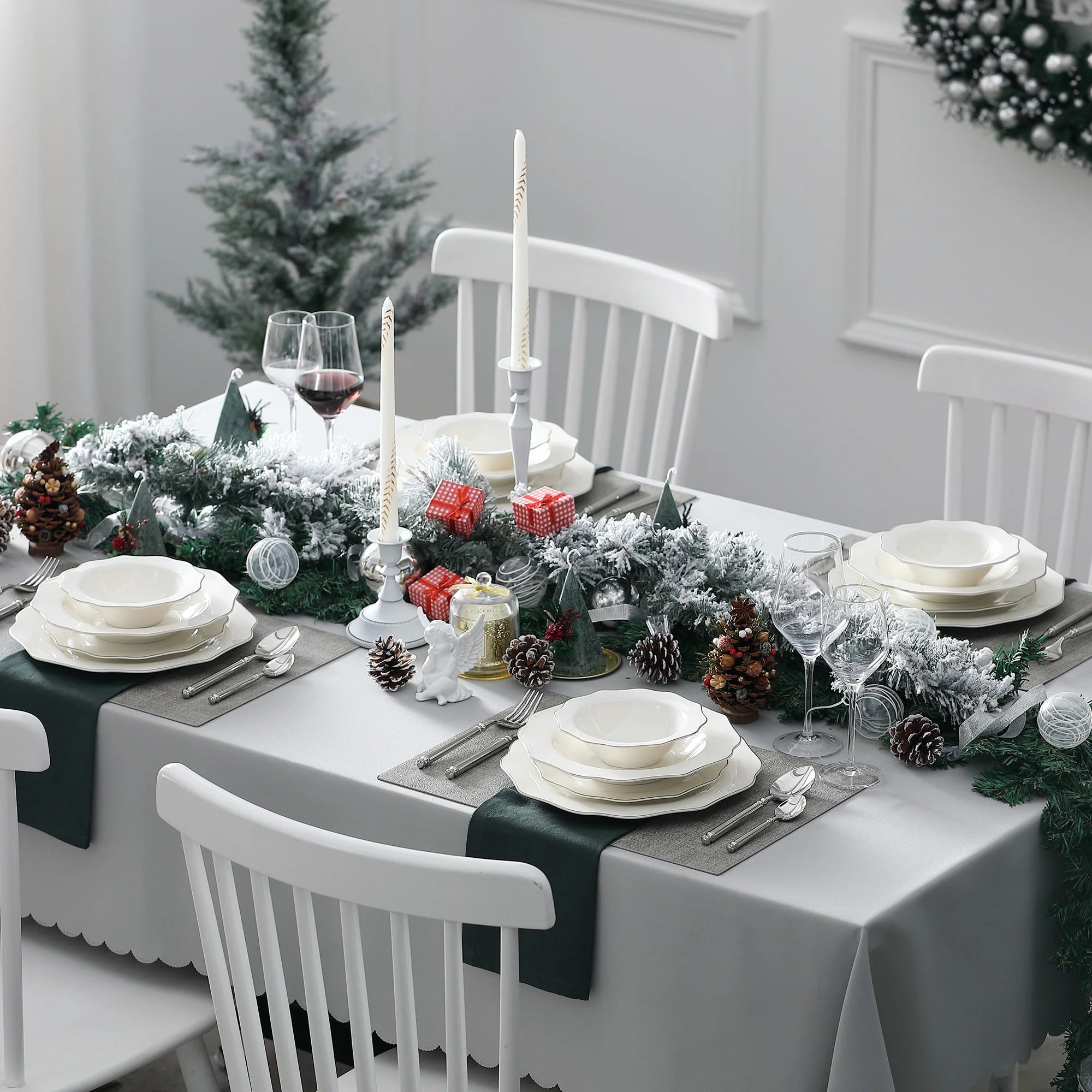 MALACASA LOTUS 16/32-Piece Nordic European White Porcelain Tableware Set with Bowl, Dinner, Dessert & Soup Plate Set for 4/8