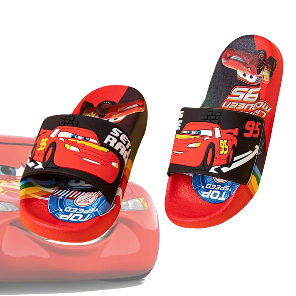 Nuevas sandalias de verano para niños, con dibujos de coches, suela suave, antideslizantes, para usar en todas las estaciones.