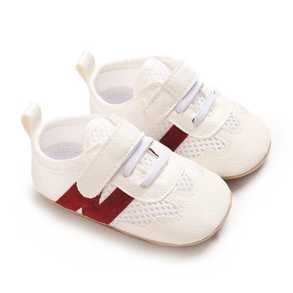 Zapatillas clásicas para bebés recién nacidos con letras entrelazadas, calzado informal antideslizante para caminar, para niños y niñas de 0 a 18 meses