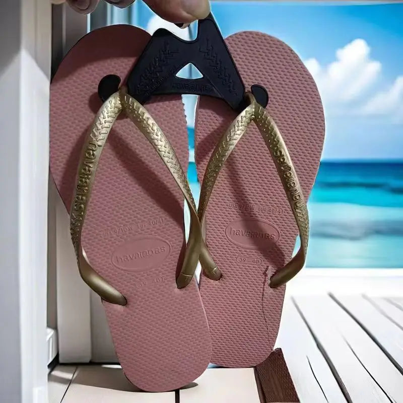 Summer New 2025 Women Flip Flops Summer Outdoor Slippers Travel Outdoor Beach Slippers Fashionable Women Shoes Zapatos De Mujer