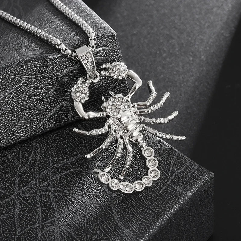 Collar con colgante de circón con incrustaciones de rifle de asalto punk M416 para hombre, estilo hip hop rock, joyería moderna, regalo para niño 