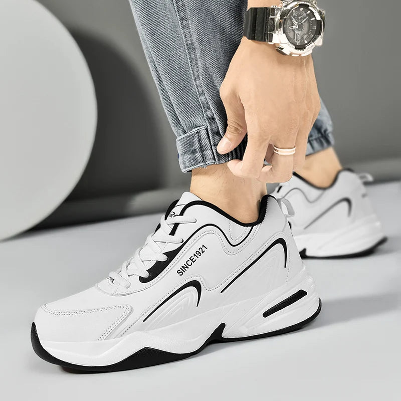 Men Sports Running Shoes Outdoor Walking Soft Casual Sneakers Fashion Designer Leather Sneaker Waterproof Men's Tennis Masculina