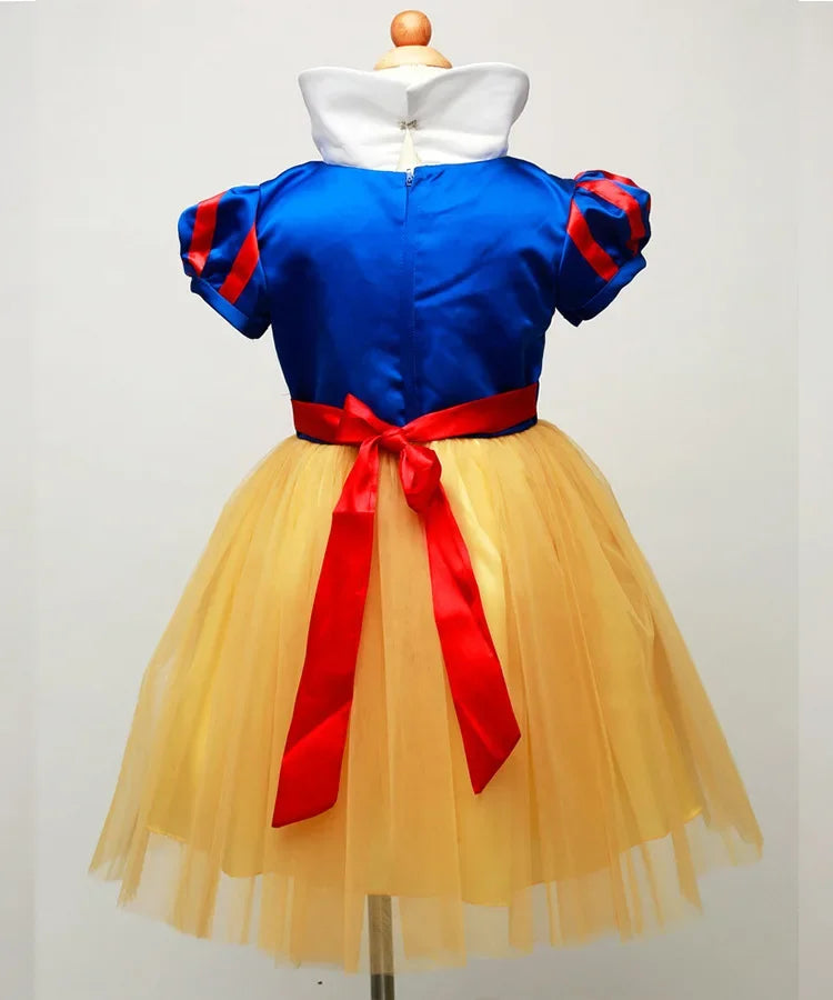 Fantasia de Princesa Branca de Neve para Meninas – Halloween, Festa de Aniversário, Brincadeiras e Fantasias Infantis (com Capa)