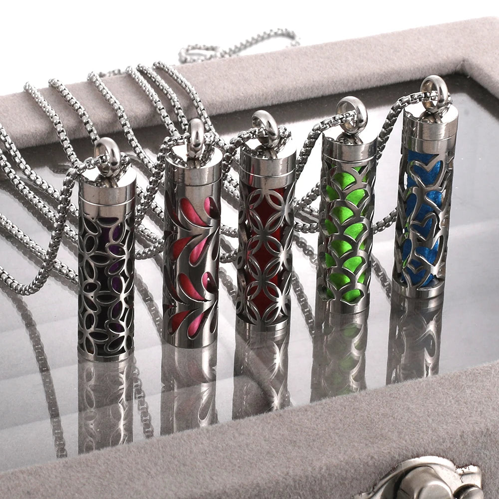 2023 New Aromatherapy Jewelry Necklaces Essential Oil Diffuser Necklace Stainless Steel Open Locket Aroma Scent Perfume Necklace