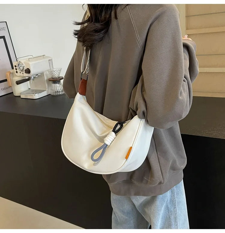 2024 New Fashion Crossbody Bag Simple Wide Shoulder Strap Design Single Shoulder Bag Original Style Commuting Dumpling Women's Bag