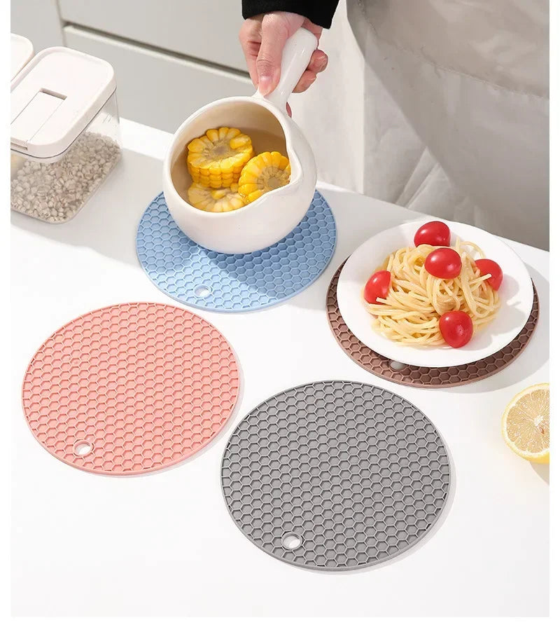 Silicone Round Teacup Mat Table Insulation Mat Dish Non-slip Placemat High Temperature Light Luxury Anti-scalding Casserole Mat