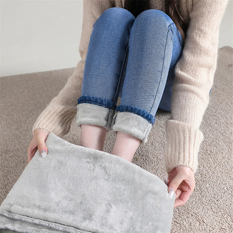 Women's Thermal Jeans Winter Snow Warm Plush Stretch Jeans Lady Skinny Thick Fleece Denim Long Pants Retro Blue Pencil Trousers