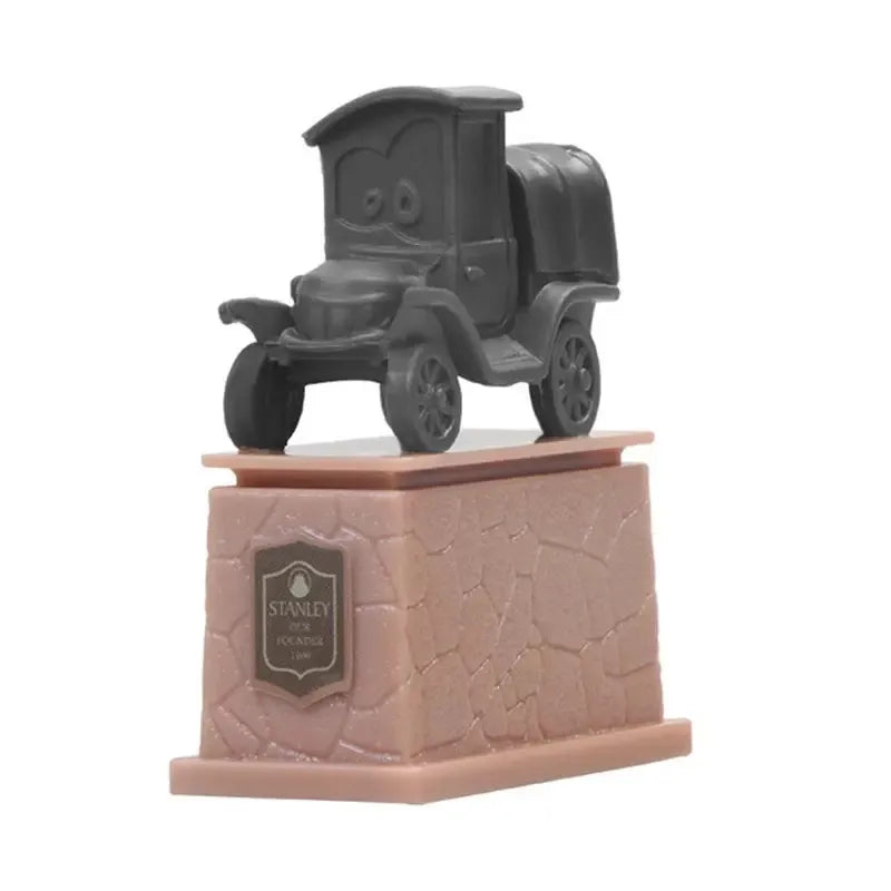 Disney Pixar Cars 3 2 Metal Diecast Car Toy Lightning McQueen Queen of England Fritter Miss For Kids Boy Birthday Toy Car Gifts