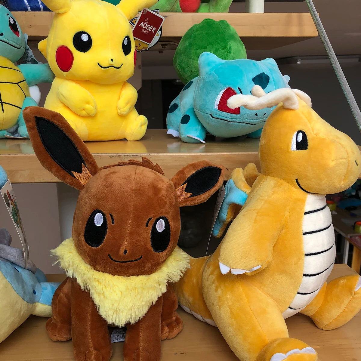 Peluche de Pokémon de alta calidad con etiqueta, dibujo animado de Pikachu, Charmander, Squirtle, Bulbasaur, muñeco de peluche, regalo para niños.