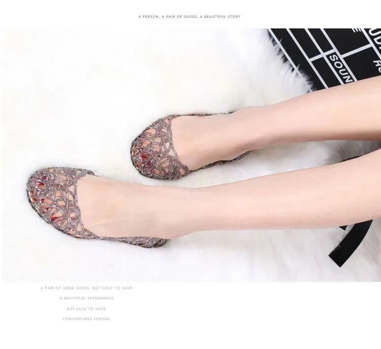 Women's Flat Bottom Plastic Jelly Sandals Hollow out Slip-On Beach Shoes Comfortable Lightweight Summer Footwear