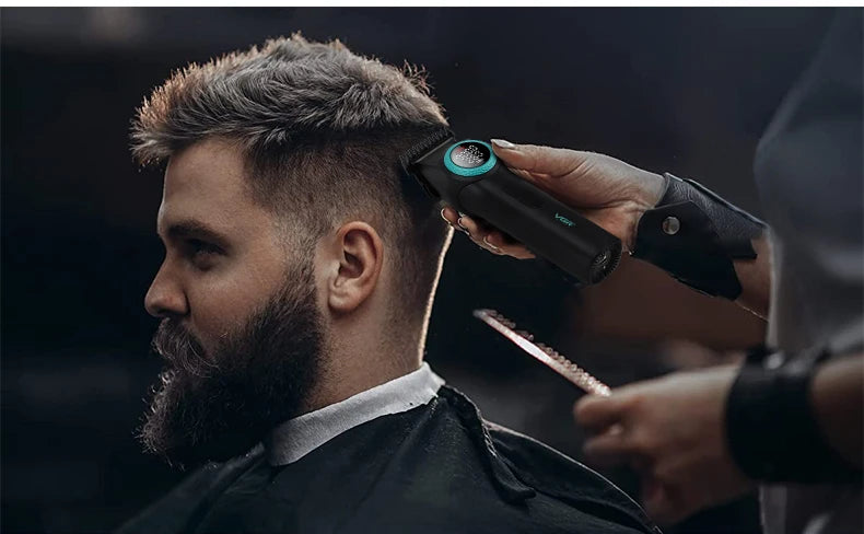 VGR 001 977 new hair trimming set high-end men's hair clipper intelligent digital display electric carving and whitening trimmer