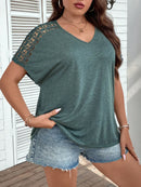 A new plous-size women's T-shirt with loose, perforated lace and solid V-neck short sleeves