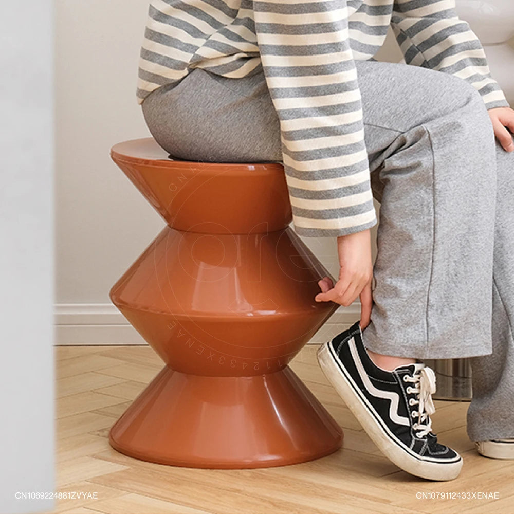 Nordic Stools Ottomans Shoe Changing Stool Small Bench Modern Minimalist Plastic Creative Round Coffee Tables Furniture WHCL+