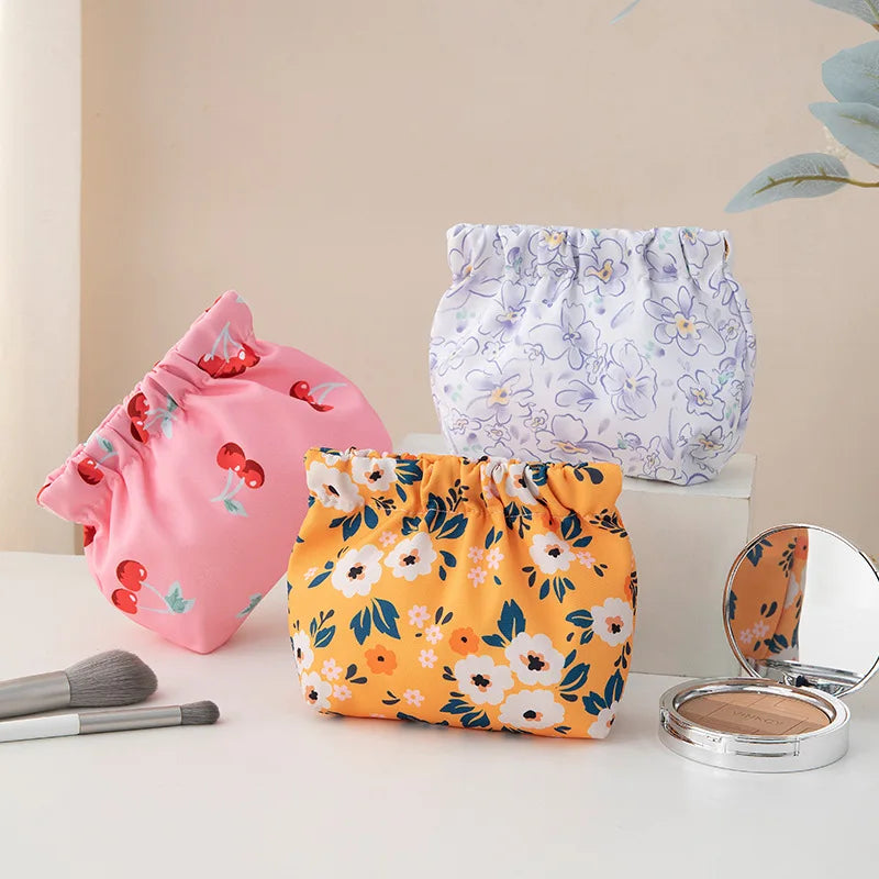 Ins Cosmetics Coin Wire Holder Pouch Bag Portable Earphone Cards Lipsticks Storage Bag Auto Close Organizer Travel Jewelry Bag
