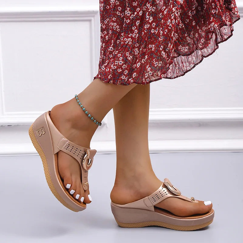 Women New Summer Sandals Open Toe Beach Shoes Flip Flops Wedges Comfortable Slippers Cute Sandals Plu Size Chaussure Femme