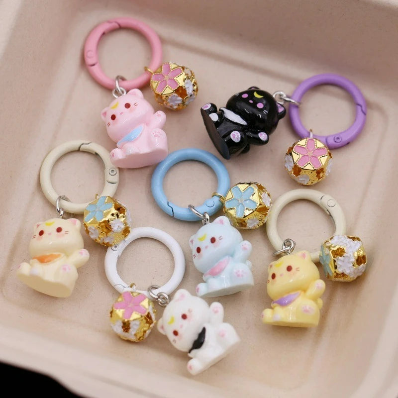 1/6Pcs Colorful Cat Bell Keychains for Friends Backpack Phone Pendant Hangings Couple Cartoon Animal Paw O-shaped Keychains