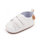 Zapatillas informales para bebé, primavera y otoño, suela suave de PU y TPR, antideslizantes, de alta calidad, superventas, 2023, nueva moda para niños pequeños de 0 a 12 meses.
