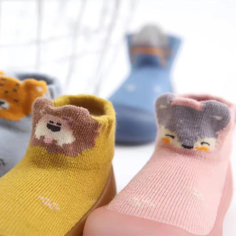 Cute and Comfy Cotton Newborn Baby First Walkers Socks Baby Soft-Soled Indoor Casual Shoes Breathable and Non-Slip Baby Shoes