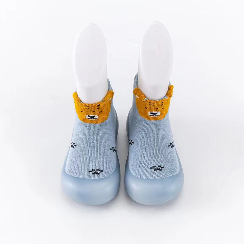 Cute and Comfy Cotton Newborn Baby First Walkers Socks Baby Soft-Soled Indoor Casual Shoes Breathable and Non-Slip Baby Shoes
