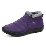 Zapatos de algodón, nuevas botas de nieve de invierno para parejas con botas de algodón grueso y afelpado, zapatos para caminar de PU cálidos e informales. 