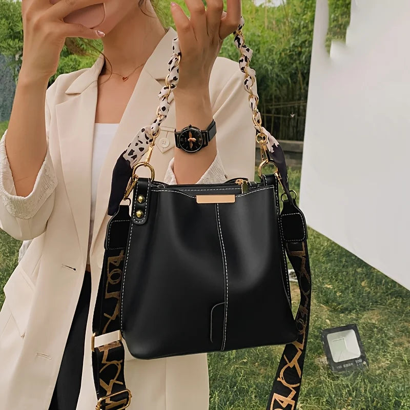 New Fashion Women's Shoulder Bag Large Capacity Ribbon Chain Bucket Bag Crossbody Bag for Daily Commuting