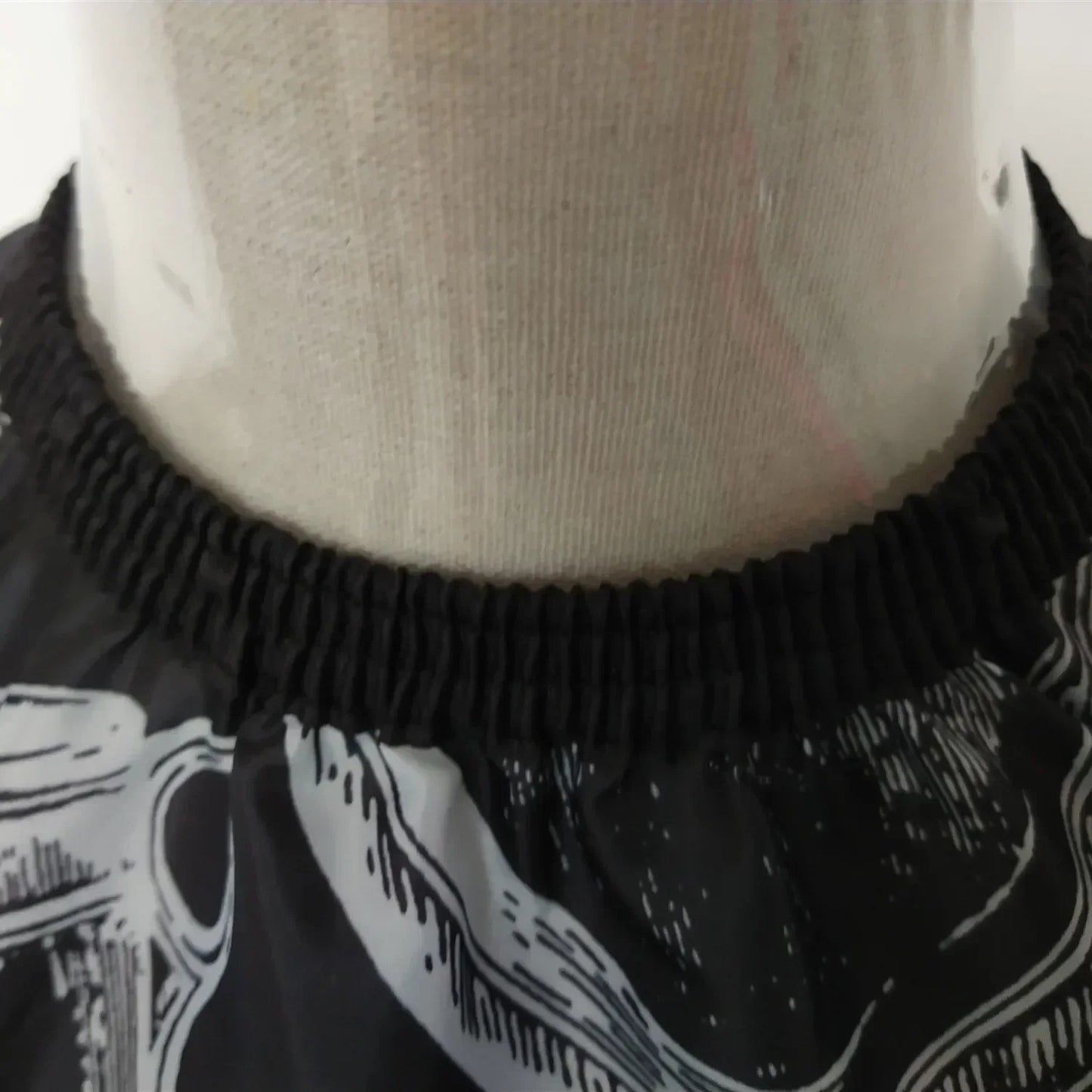 Capa de peluquería de tela impermeable, delantal de peluquería, capa para cortar el pelo, patrón de corte, superventas (2022) 