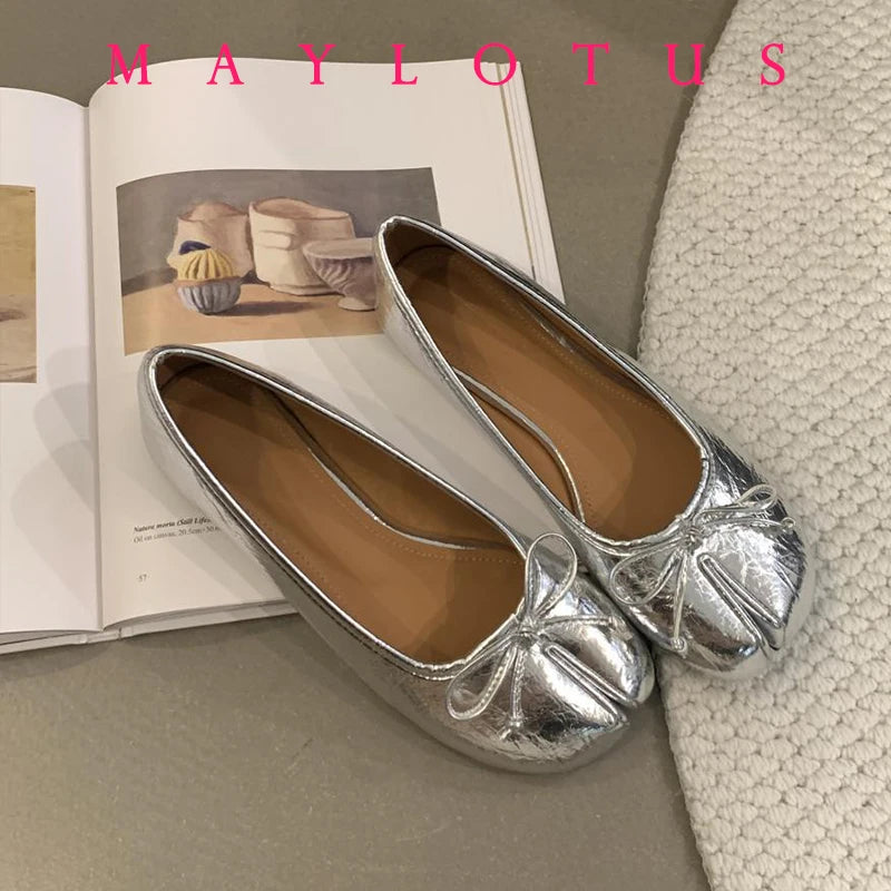 Spring Women Flat Split Toe Shoes with Bow Soft Leather Bow Tie Front Shallow Slip On Girls Tabi Shoes Flats Ballet Shoes