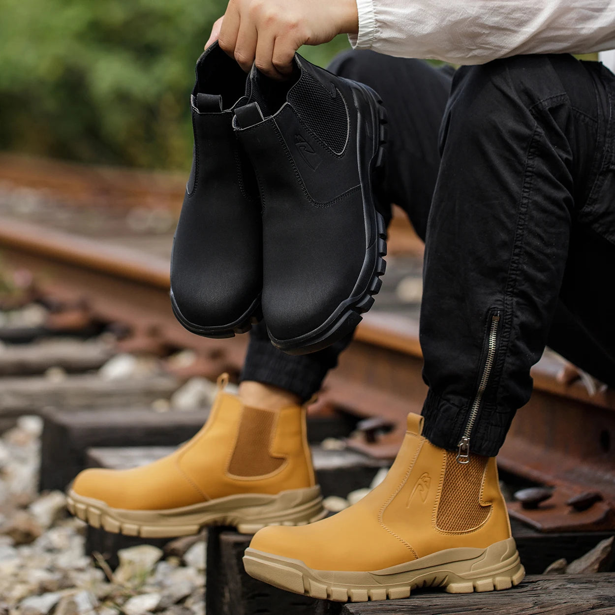 Waterproof Men's Safety Work Boots Steel Toe Shoes Anti Impact And Anti-Puncture Outdoor Adventure Hiking Tactical Boots