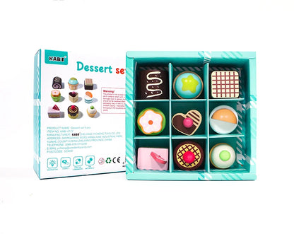 Juego de cocina de madera Montessori con platos y accesorios, ideal como regalo para niños pequeños a partir de 3 años.