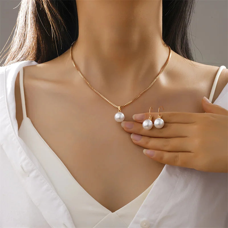 3 Pcs Round Pearl Jewelry Set Of Earring Pendant Necklace For Women Exquisite Fashion Rhinestone Double Wedding Jewelry Set Gift