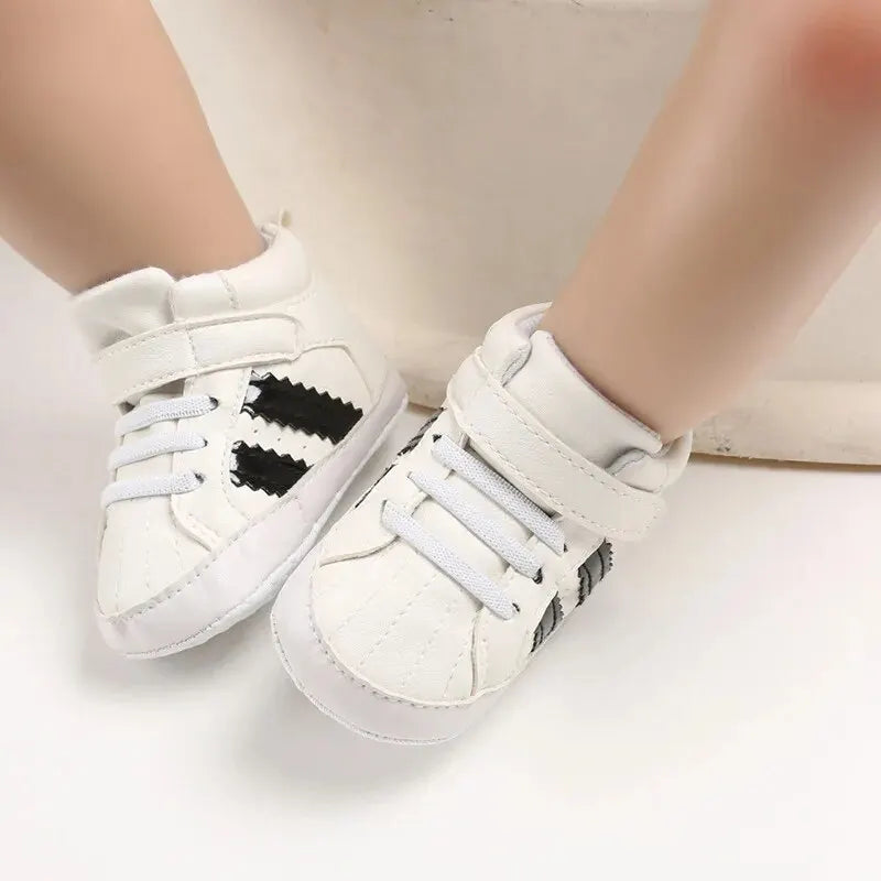 Meckior - Zapatillas altas para bebés, niños y niñas, suela suave antideslizante, zapatos para primeros pasos de cuna, 0-18 meses
