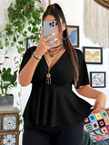 New style women's fashion deep V-neck versatile solid color short-sleeved women's top.