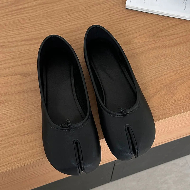 Women Flats Tabi Ninja Shoes Woman Ladies Microfiber Leather Comfy  Flats Split Toe Slippers Soft Bottom Loafers Solid Brief La