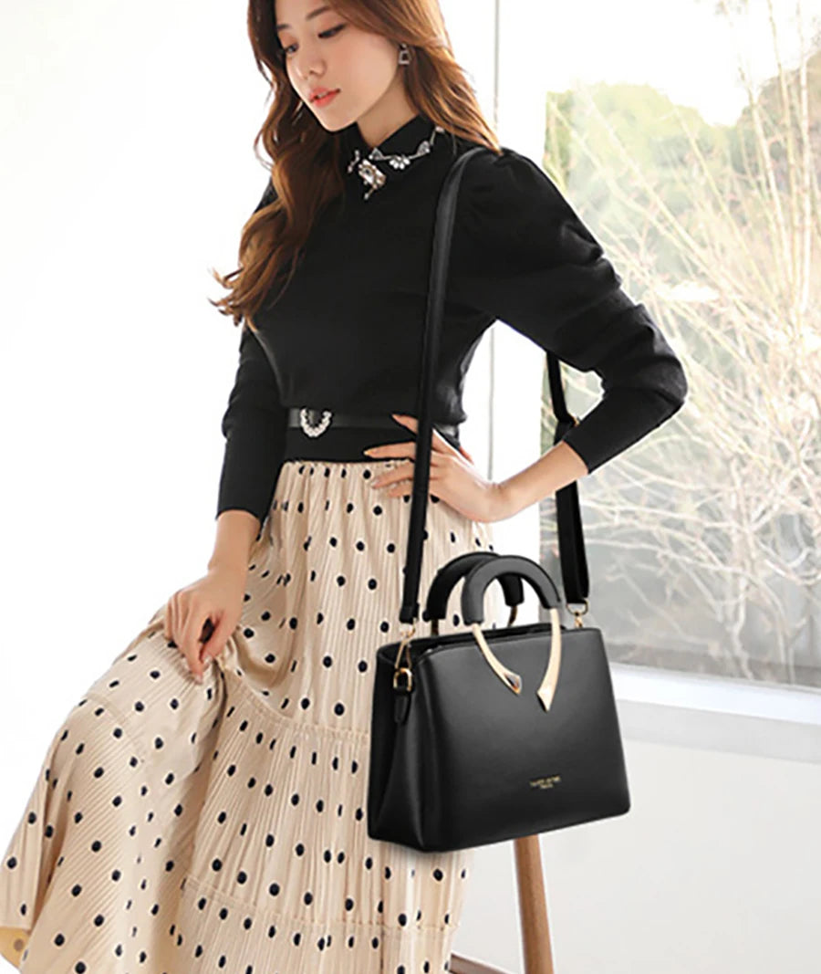 2026 New Style Crossbody Bag Medium Mom Bag Lychee Pattern Large Soft PU Zipper Closure Daily Use Fashionable Ladies Handbag Sac