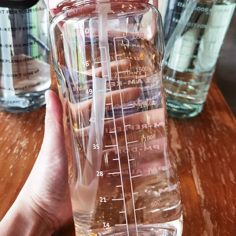 2025 Spring/Summer 2L Large Capacity Outdoor Plastic Bouncing Straw Sports Water Bottle Leak-proof Portable Refill Cups