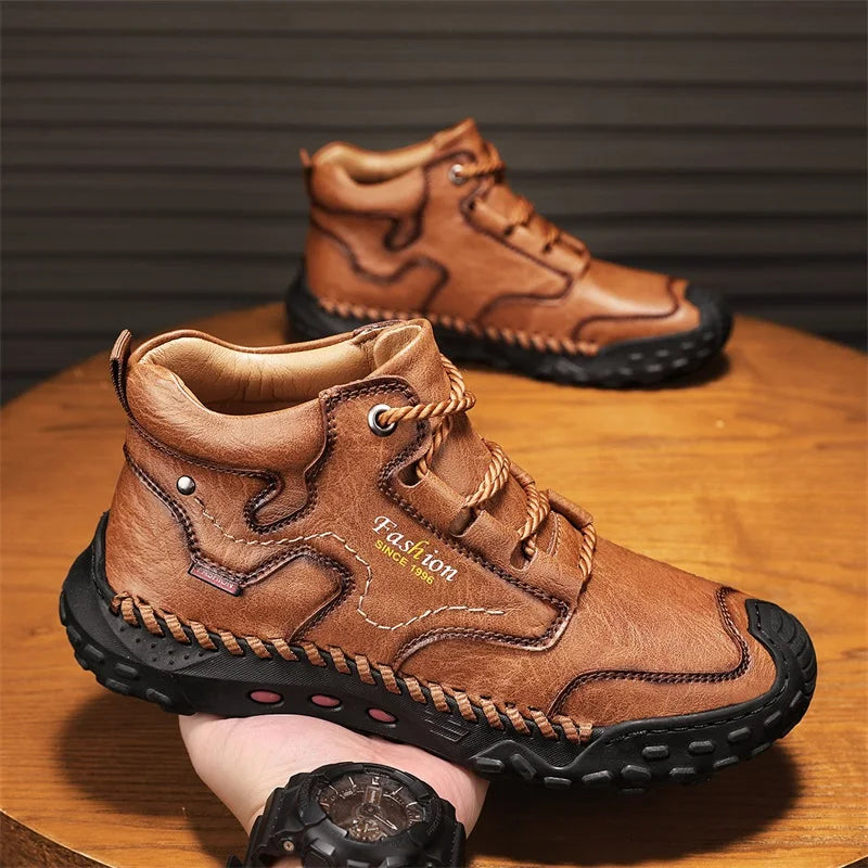 Zapatillas informales de cuero vulcanizado de alta calidad para hombre, zapatos planos de diseño, cómodos, antideslizantes, para caminar, correr y trotar, 2024