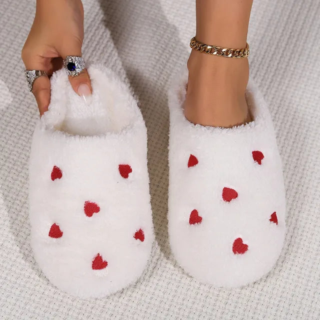 Love Heart Shaped Slippers for Women Soft Mute Shoes Indoor Comfortable Silent Carpet Lightweight Living Room Winter Cute 