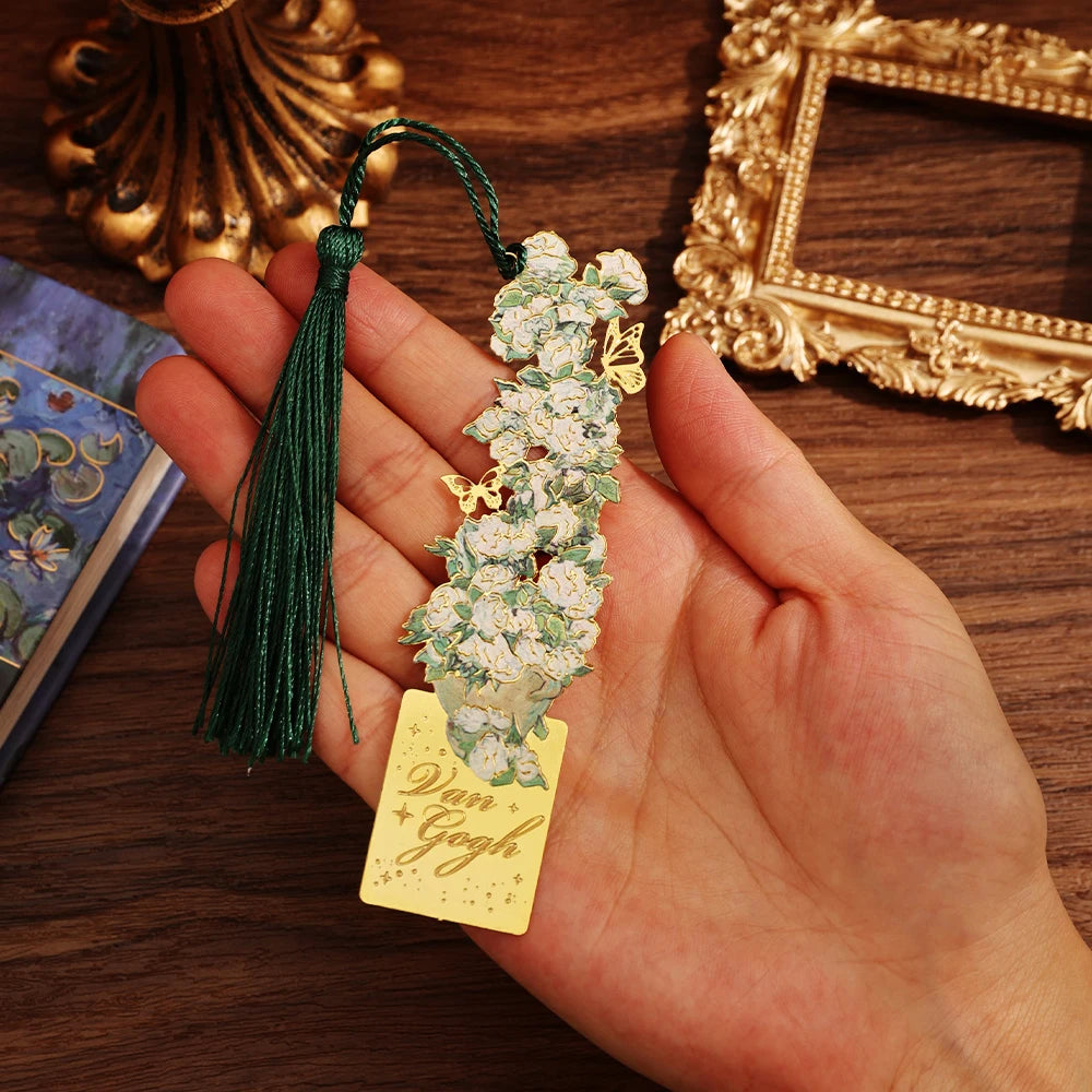 1 pc Vintage Painting Metal Bookmark Hollow Bookmark With Long Tassel For Book Club Readers Friends Teachers Students