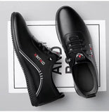 2024 New Casual Shoes for Men Fashion Lightweight Men Walking Shoes Comfortable Slip-on Loafers Outdoor All-Match Men Flat Shoes