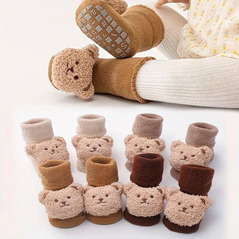 Calcetines bonitos de oso de dibujos animados para bebés recién nacidos, calcetines de algodón suave antideslizantes de invierno para niños y niñas, calcetines gruesos para niños pequeños