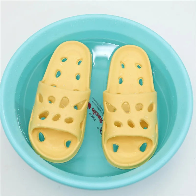 Summer Fashion Slippers Women's Shoes Cloud Slippers For Men Home Flat Sandals Massage Flip Flops Couples Bathroom Indoor Slides