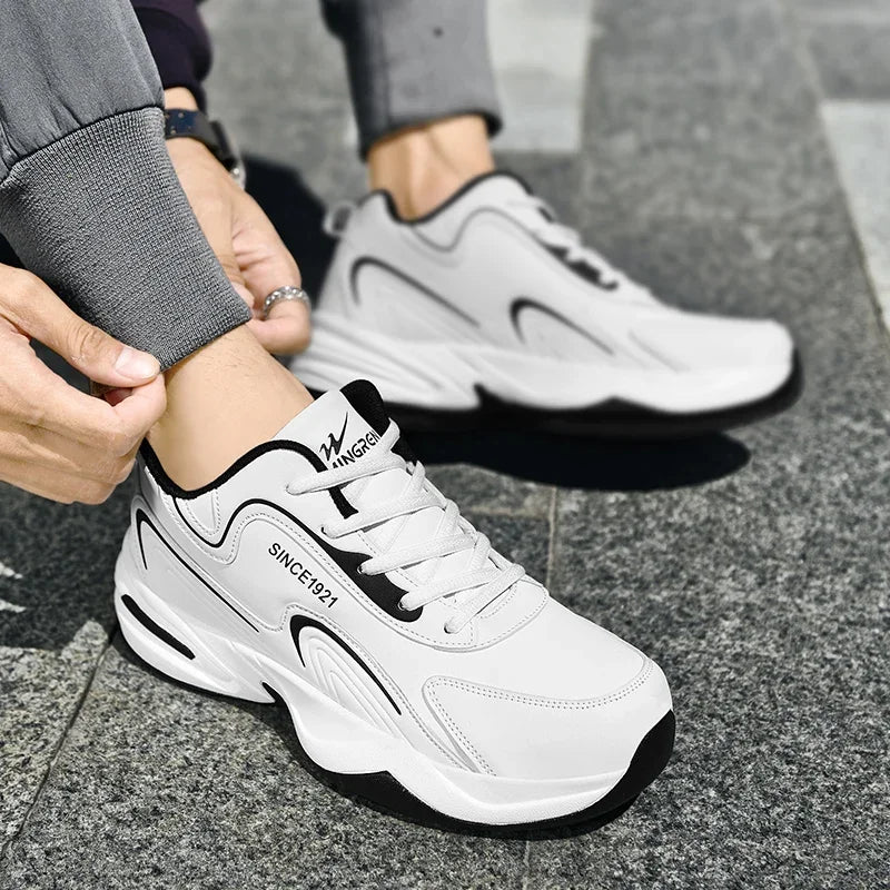 Men Sports Running Shoes Outdoor Walking Soft Casual Sneakers Fashion Designer Leather Sneaker Waterproof Men's Tennis Masculina
