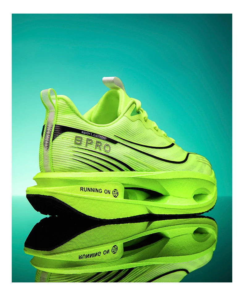 2025 New Men's Sneakers Thick Bottom Cushioning Running Shoes Athletic Training Carbon Plate Jogging Shoes Women's Tennis Shoes